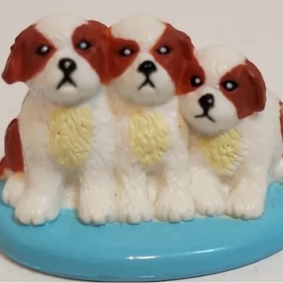 Vintage 2001 Fisher Price Loving Family St Bernard Puppies Dogs pets - Picture 1 of 5